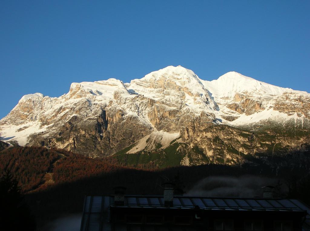 Daniela Apartment Cortina d'Ampezzo Buitenkant foto