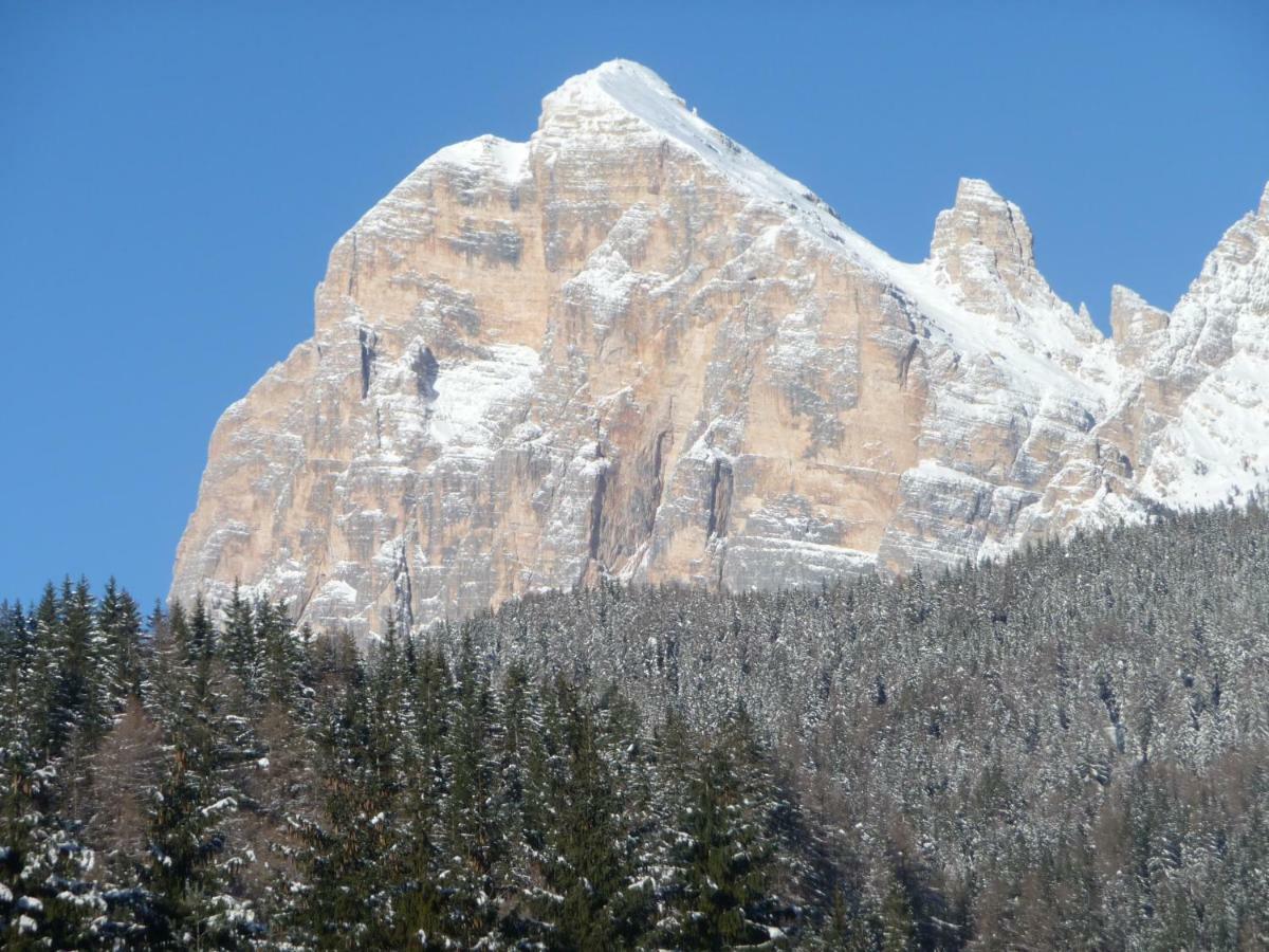 Daniela Apartment Cortina d'Ampezzo Buitenkant foto